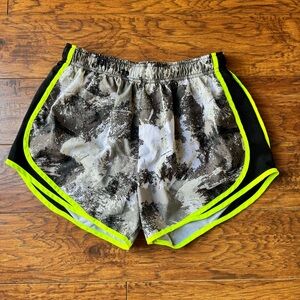Nike Cameo Neon Black and Yellow athletic shorts size Medium
